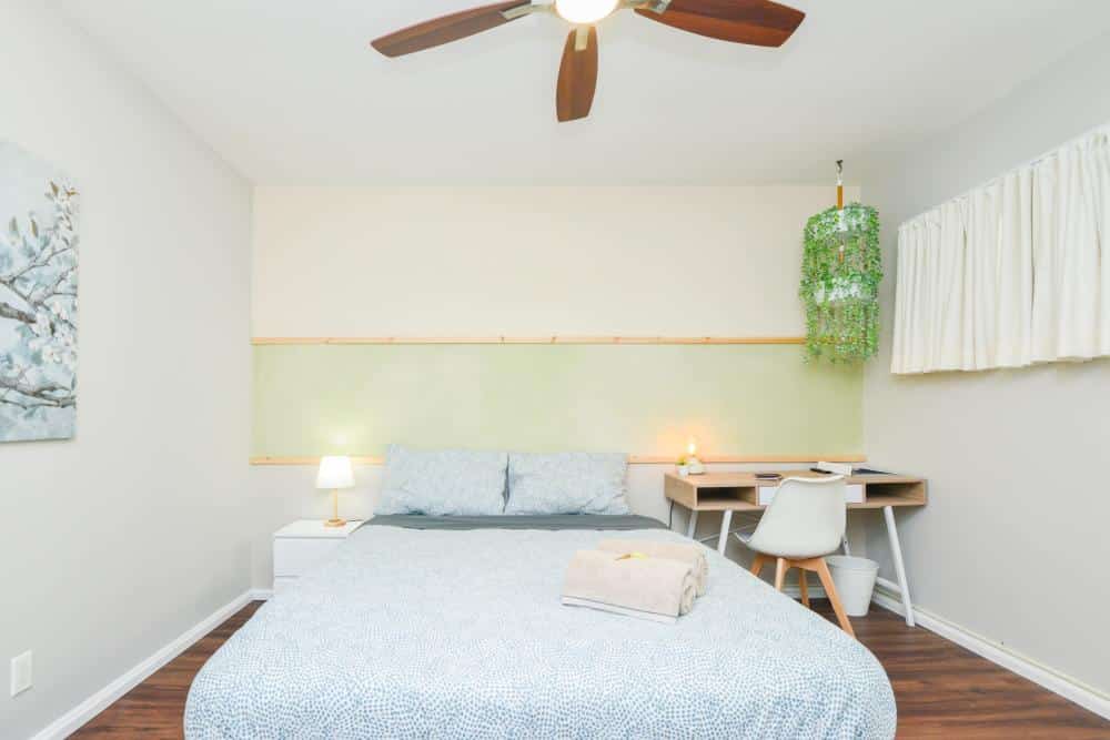 Affordable Private Room in Beverly Hills