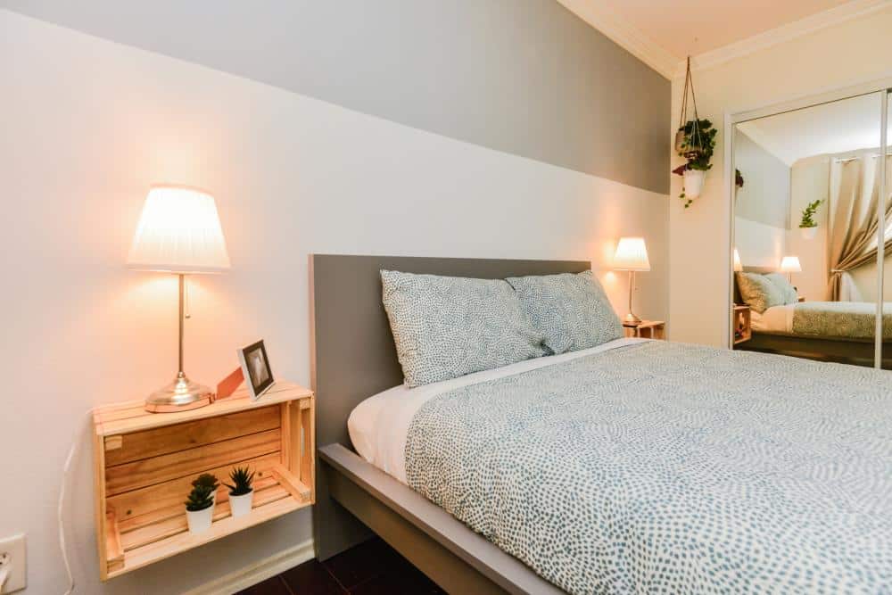 Clean Private Room with Bath in Culver City area