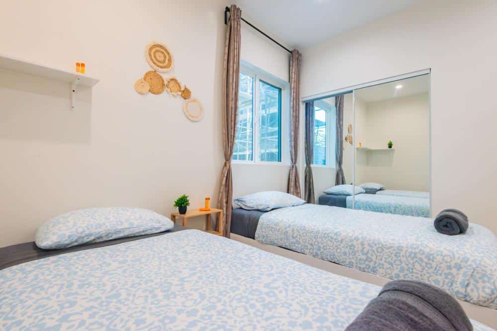 Affordable Clean Shared Room (Female) in Mid-City