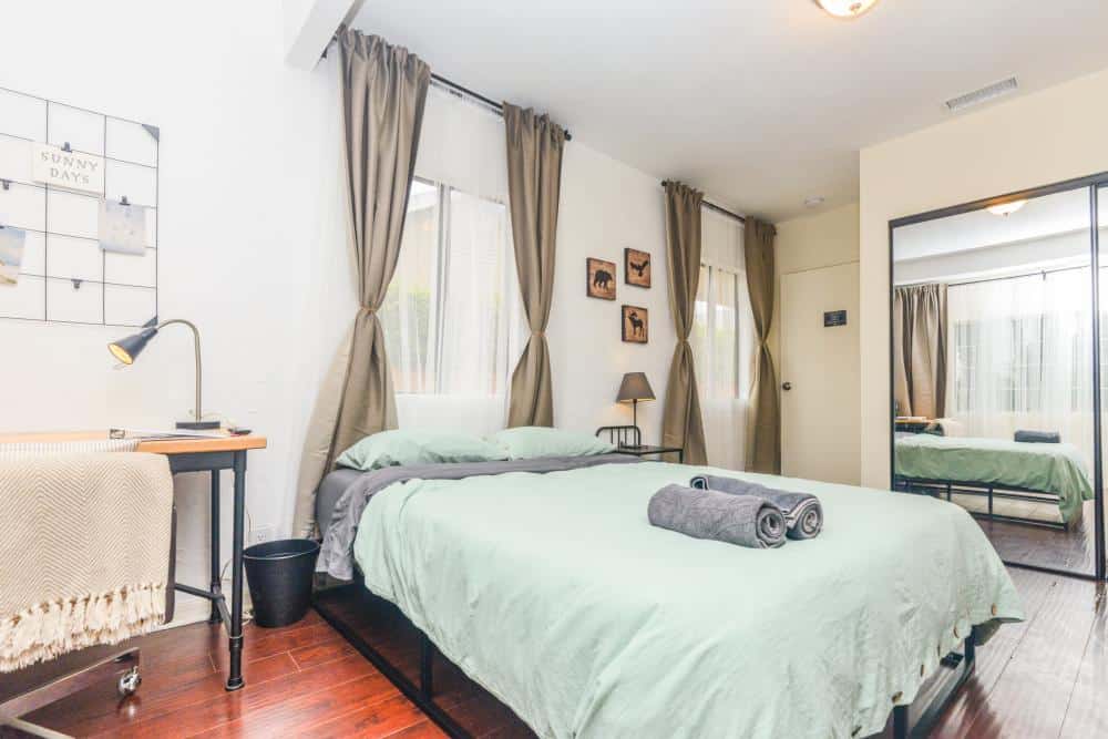 Affordable Private Room in Prime Hollywood