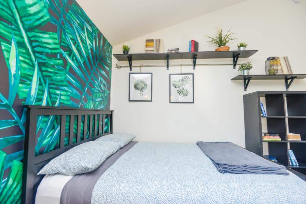 Spacious Clean Private Room in Korea Town